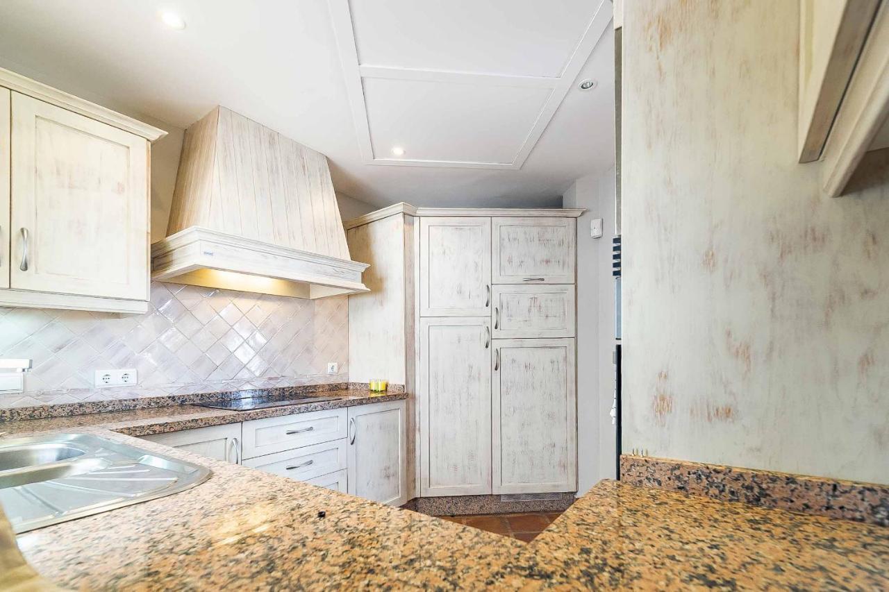 Sur Suites Miraflores Sitio de Calahonda المظهر الخارجي الصورة