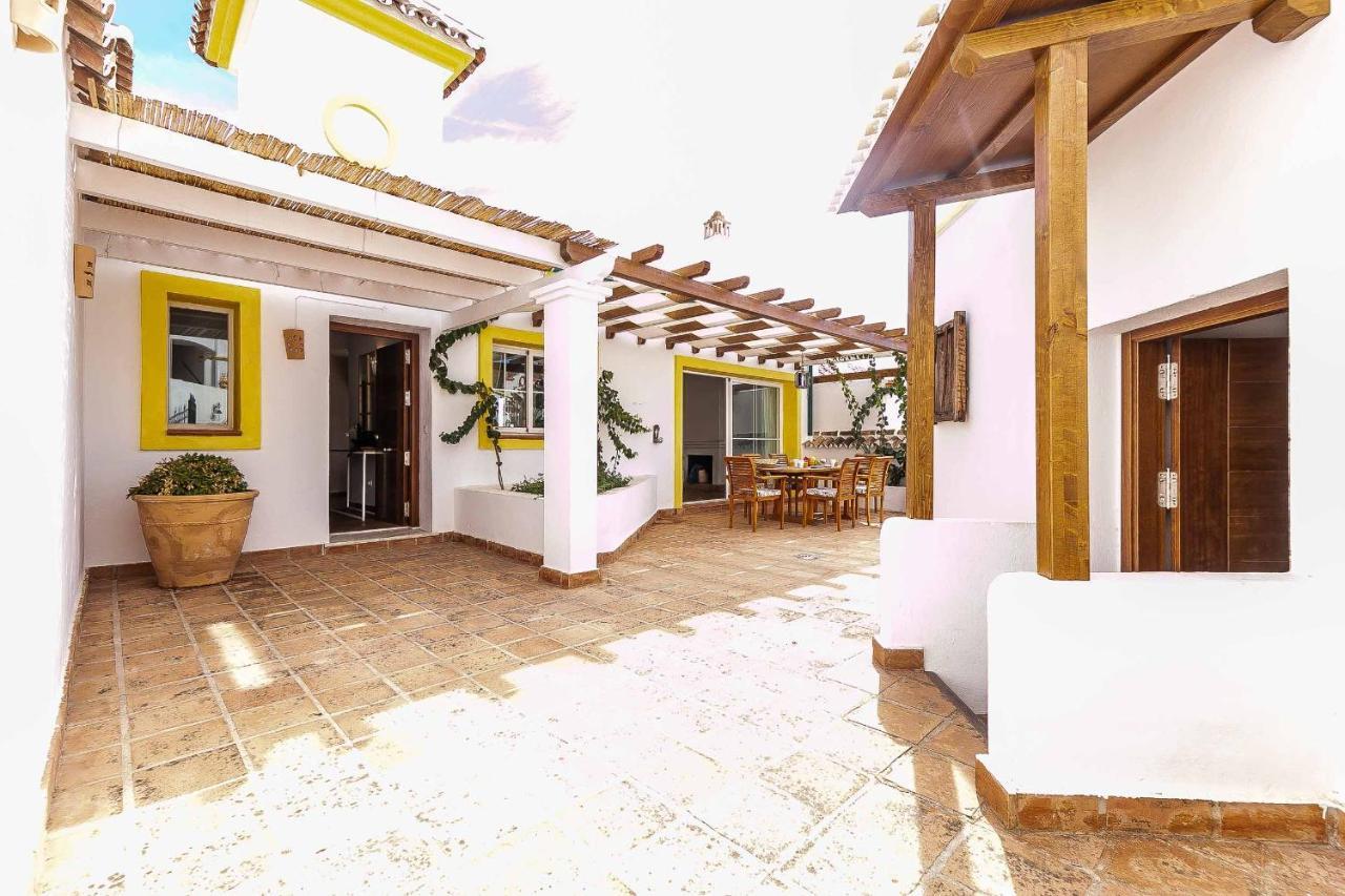 Sur Suites Miraflores Sitio de Calahonda المظهر الخارجي الصورة